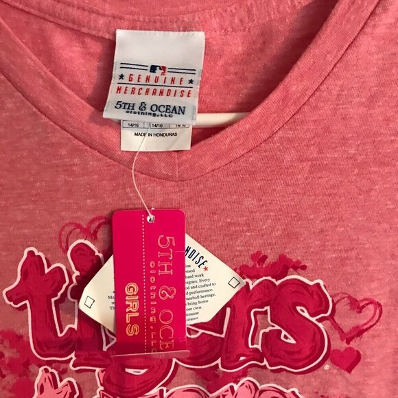 NWT Girl's MLB Geniune Merchandise Detriot Tigers pink t-shirt 5th & Ocean 14/16 - Picture 3 of 8